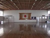荒神山武道館のホールの画像写真