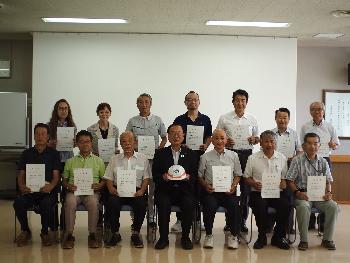 メンバー全員の集合写真（委嘱式）