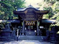 矢彦神社の正面写真