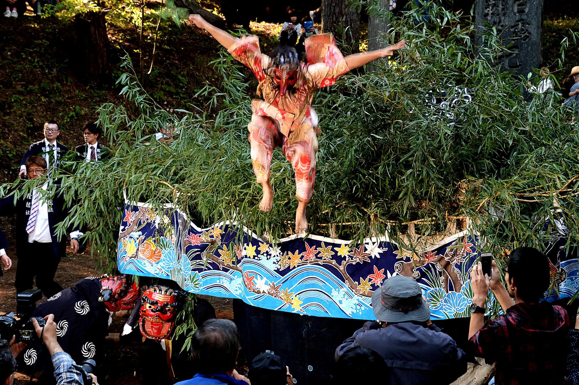 神明神社の天狗祭り