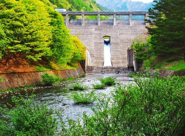 横川ダムの写真画像